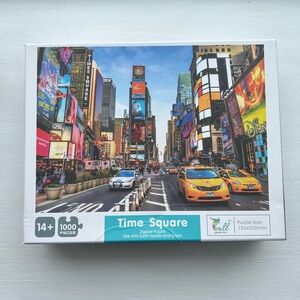 Times Square 1000-Piece Jigsaw Puzzle